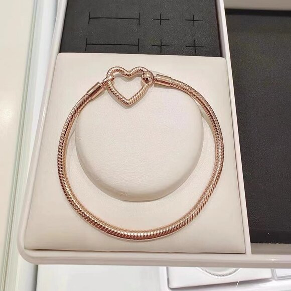 Pandora Rose gold heart link snake bone chain bracelet - Picture 1 of 3